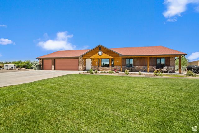1535 E 500 S, Green River