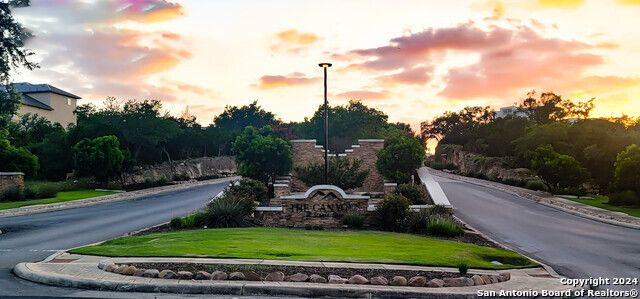 24508 Barnes Cyn, San Antonio