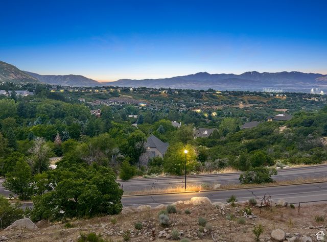 10471 S Wasatch Blvd 27, Sandy