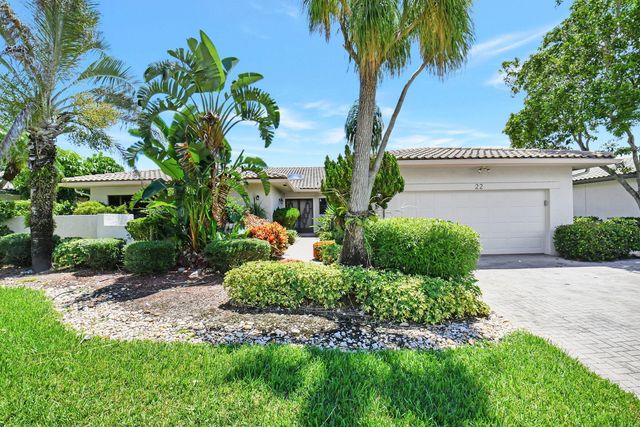 22 Bristol Lane, Boynton Beach