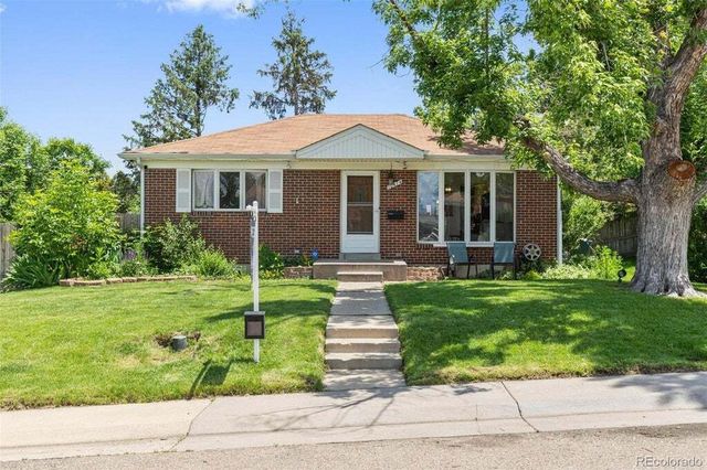 10474 Franklin Way, Northglenn
