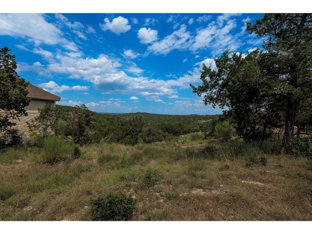 101 Ronay Drive S, Spicewood