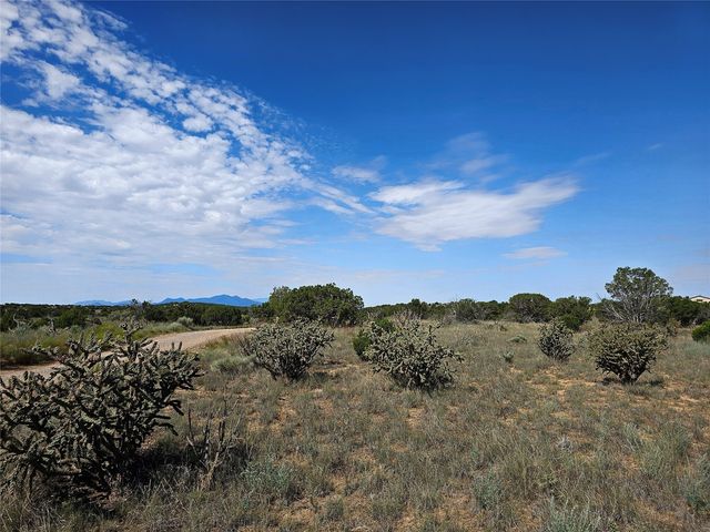 251 Spur Ranch Road, Lamy