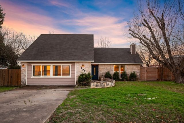 107 Saddle Blanket Trail, Buda