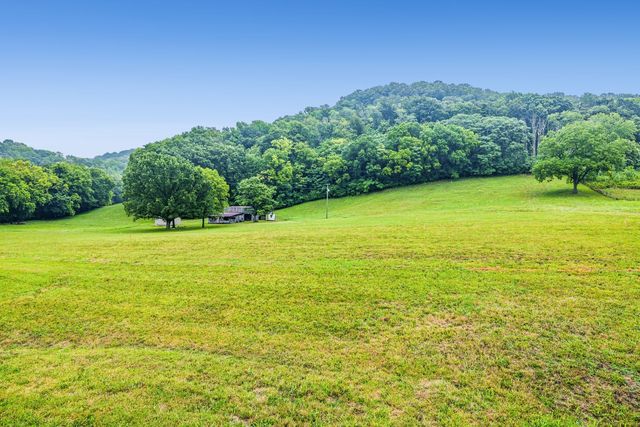 2360 N Berrys Chapel Rd, Franklin