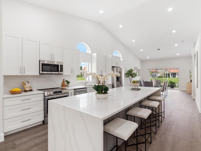 15345 Lake Wildflower Rd, Delray Beach