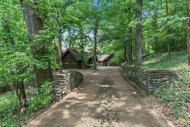 716 Summerly Dr, Nashville