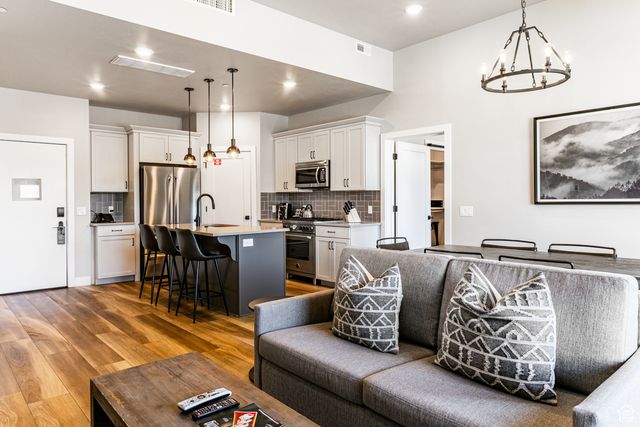 909 W Peace Tree Trl 419, Heber City
