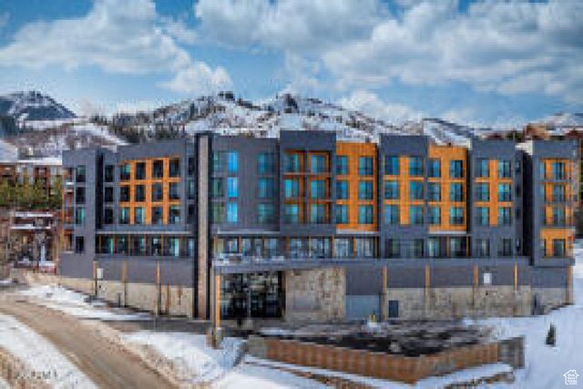 2670 W Canyons Resort Dr 215, Park City