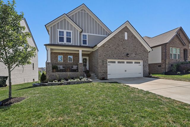 205 Woodhall Ct, White House