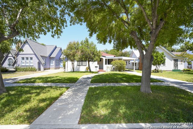 1839 W Magnolia Ave, San Antonio
