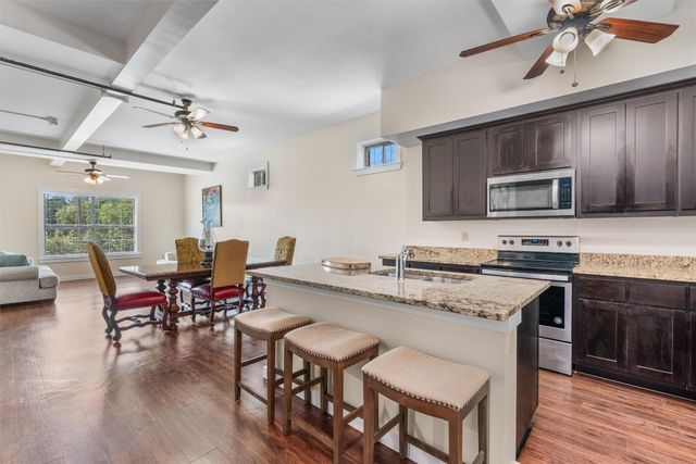 605 E University Avenue 201, Georgetown