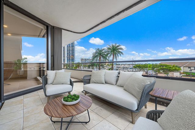 100 Lakeshore Dr #254, North Palm Beach