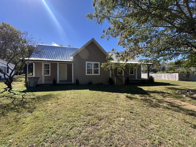 300 Circle Dr S, Estill Springs