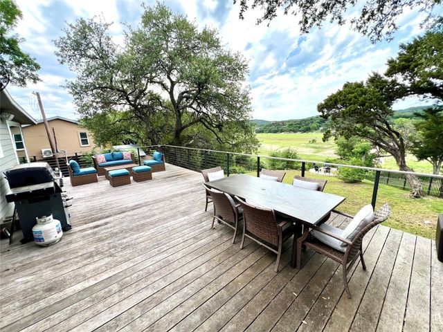 10715 Darleen Extension, Leander