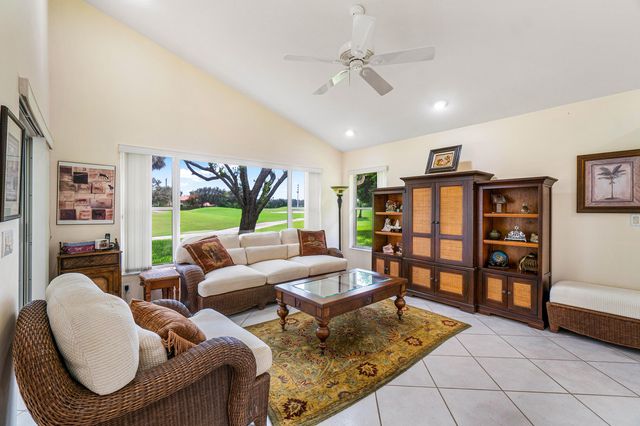 6886 Grenelefe Rd, Boynton Beach