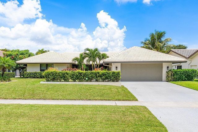 4436 White Cedar Lane, Delray Beach