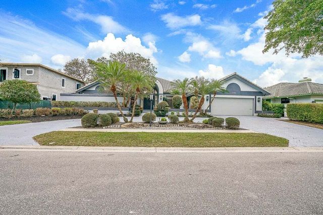 7156 Mandarin Dr, Boca Raton