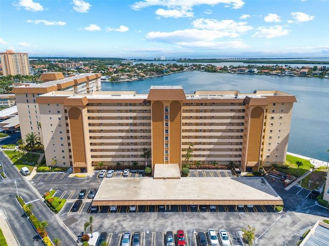 5130 Brittany Drive S 208, SAINT PETERSBURG