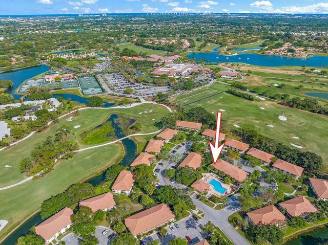 407 Brackenwood Lane S, Palm Beach Gardens
