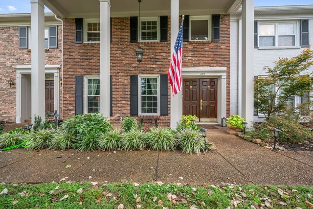 8300 Sawyer Brown Rd A-305, Nashville