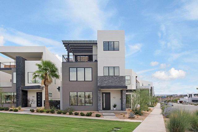 752 W Olympic Ln, St George