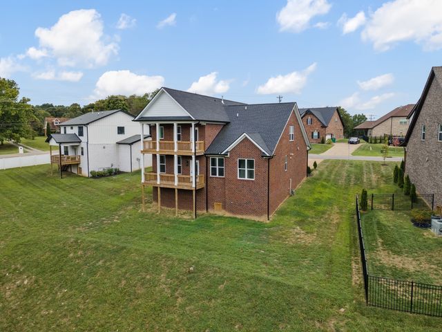 102 Stewarts Landing Dr, Mount Juliet