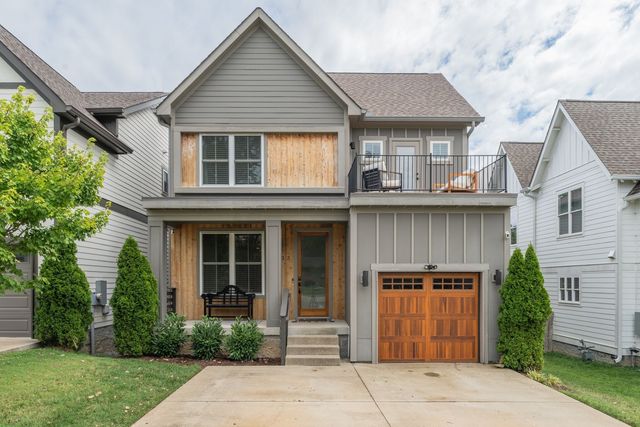 2433b Chapman Dr, Nashville