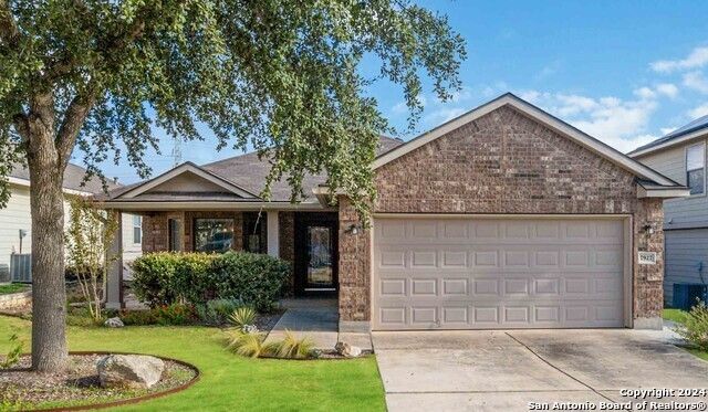 7927 Hatchmere Ct, Converse