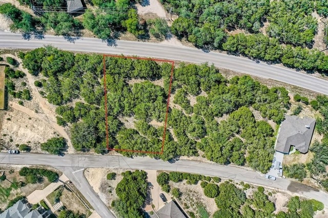 1018 Daviot Drive, Spicewood