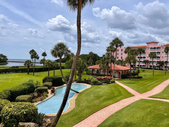 1001 E Camino Real #202, Boca Raton