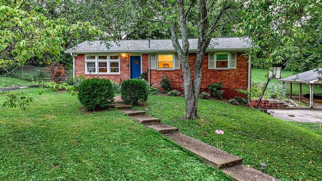 205 Fannin Dr, Goodlettsville
