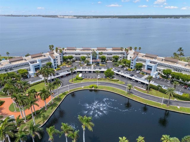 5153 Isla Key Boulevard S 412, SAINT PETERSBURG