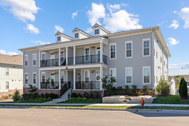 832 Goswell Dr 201, Nolensville
