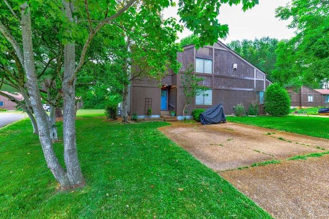 546 Doral Country Dr, Nashville