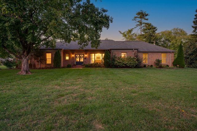 1912 Harpeth River Dr, Brentwood