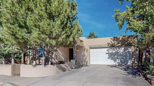 821 Osito Place, Santa Fe