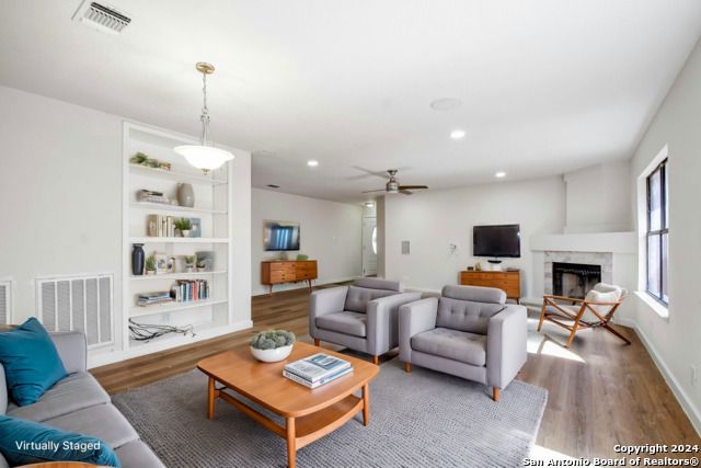 8127 Sunshine Trail, San Antonio