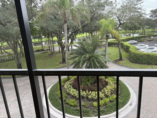 7847 Lakeside Blvd #1033, Boca Raton