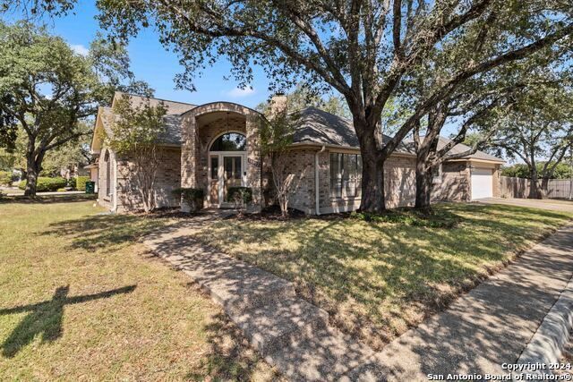 14802 Hidden Glen Woods, Shavano Park