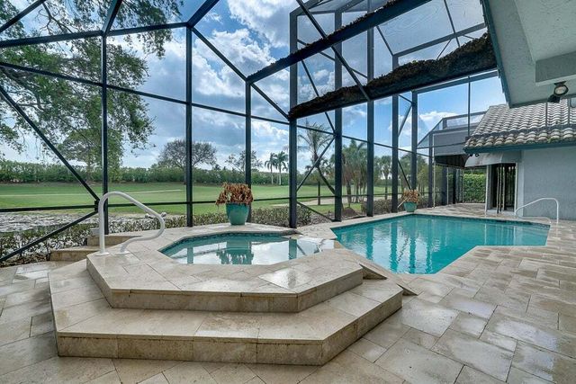 7156 Mandarin Dr, Boca Raton