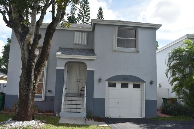 4254 Sw 72 Ter Ter, Davie
