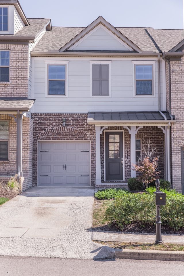 1444 Channing Dr, Thompsons Station