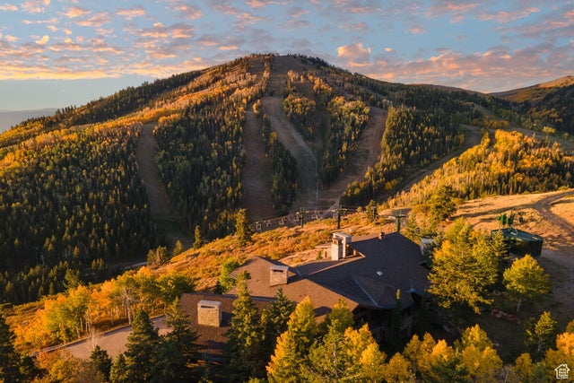 7960 Red Tail Ct, Park City