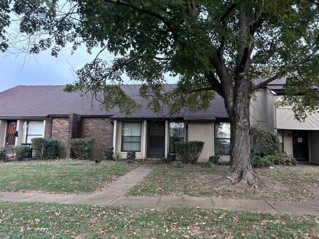 220 Harpers Mill Ct, Hermitage