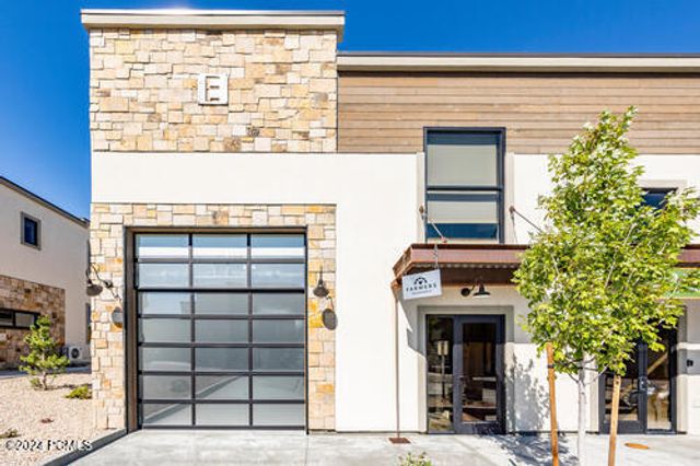 4554 N Forestdale Dr E32, Park City