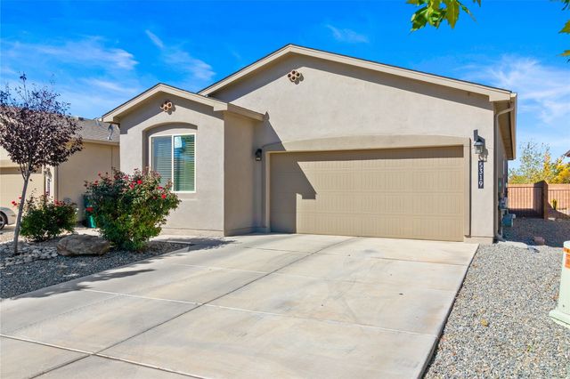 5319 Camino Del Griego, Santa Fe