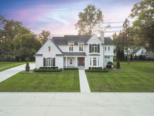 521 W Deeplands Lane, Grosse Pointe Shores