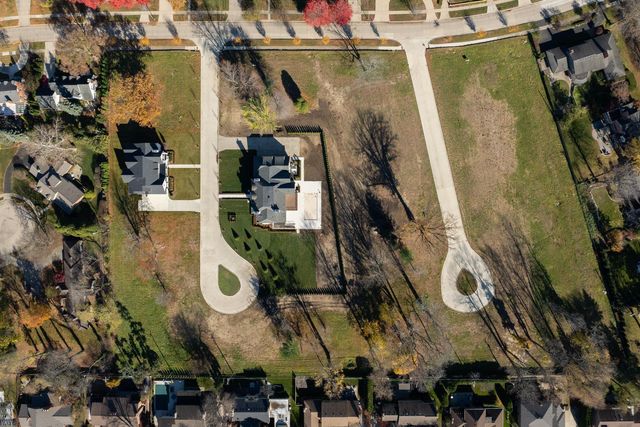 510 E Deeplands Lane, Grosse Pointe Shores
