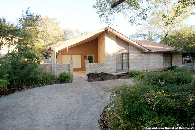2002 Oak Vista, San Antonio